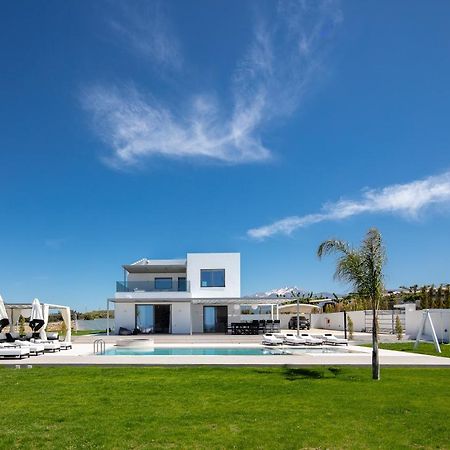 Alma Villa, 2000M2 Luxury Living, By Thinkvilla Angeliana  Exteriör bild