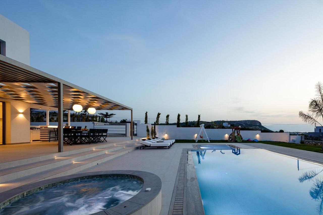Alma Villa, 2000M2 Luxury Living, By Thinkvilla Angeliana  Exteriör bild