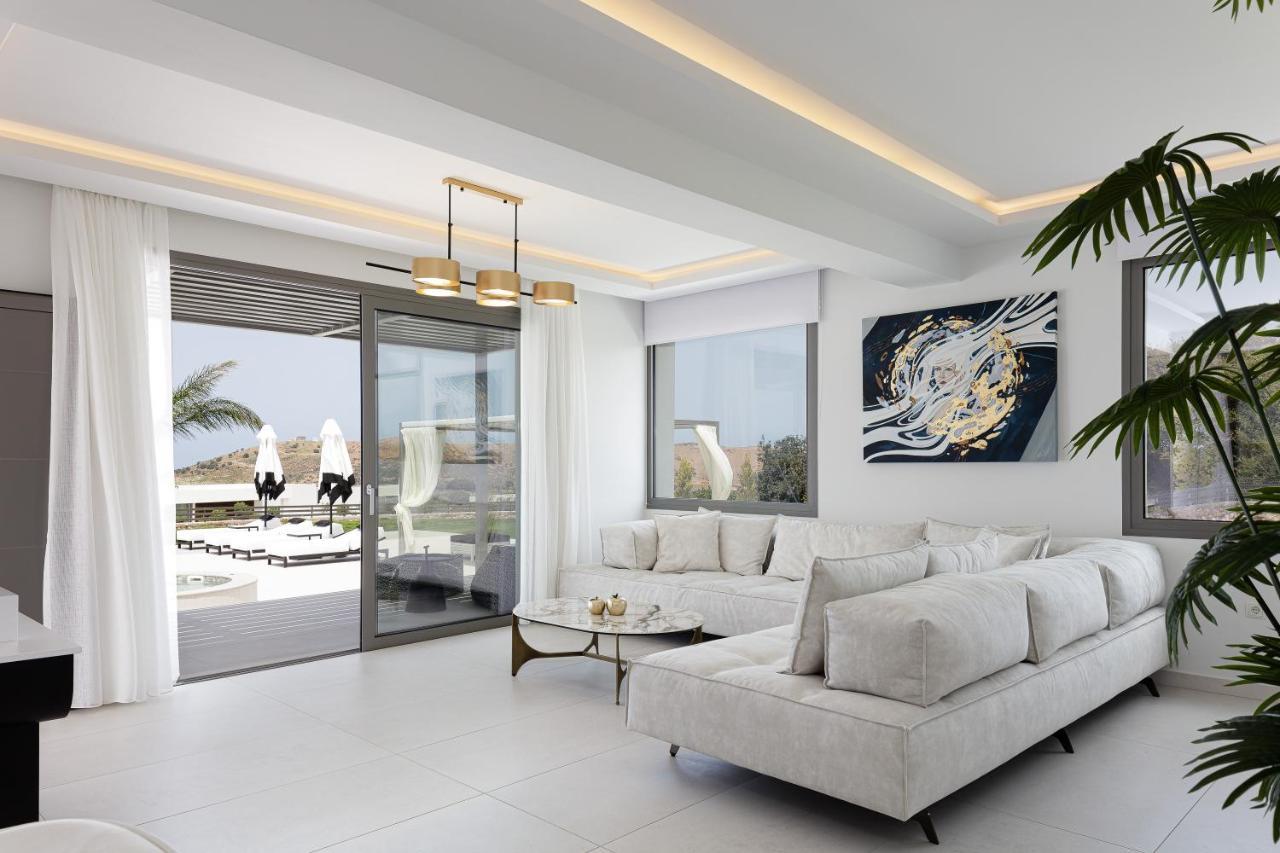 Alma Villa, 2000M2 Luxury Living, By Thinkvilla Angeliana  Exteriör bild