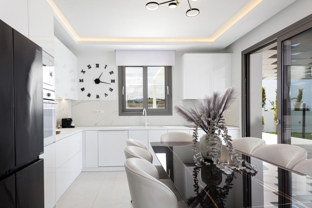 Alma Villa, 2000M2 Luxury Living, By Thinkvilla Angeliana  Exteriör bild