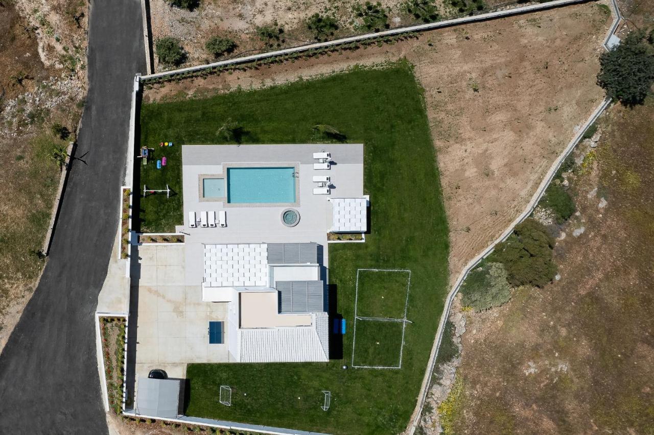 Alma Villa, 2000M2 Luxury Living, By Thinkvilla Angeliana  Exteriör bild